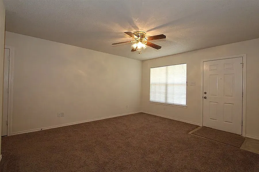 1118 77th Street - 1 — Photo 3