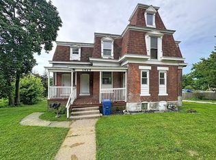 1425 W 10th St, Davenport, IA 52804