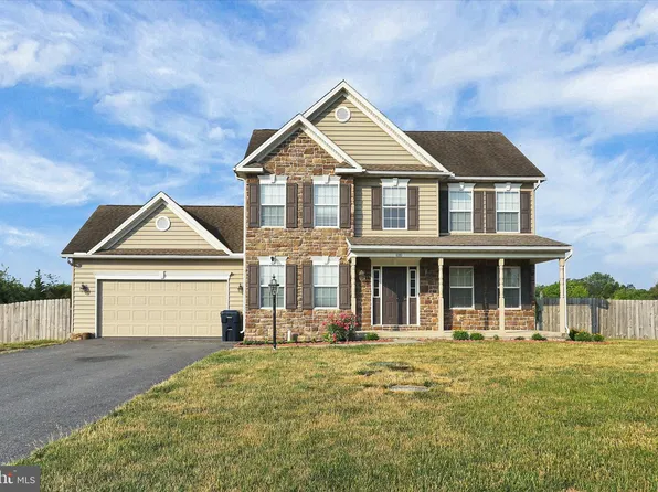 6080 Betteker Ln, Saint Thomas, PA 17252