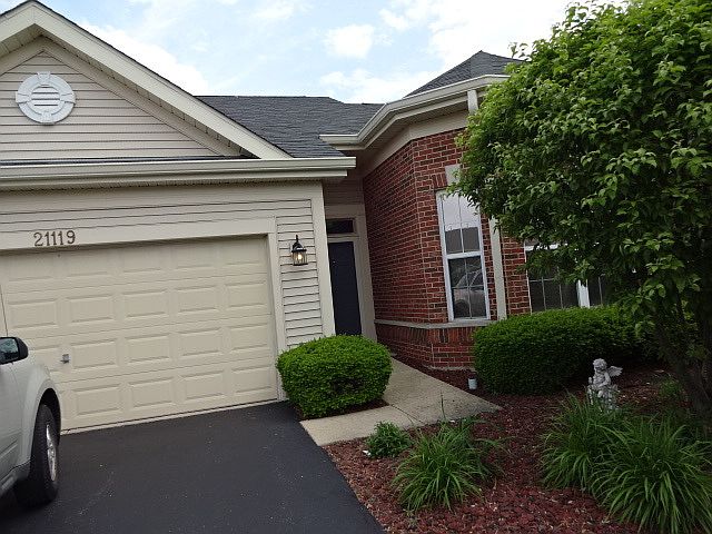 1st image of 21119 W Cypress Ct #21119