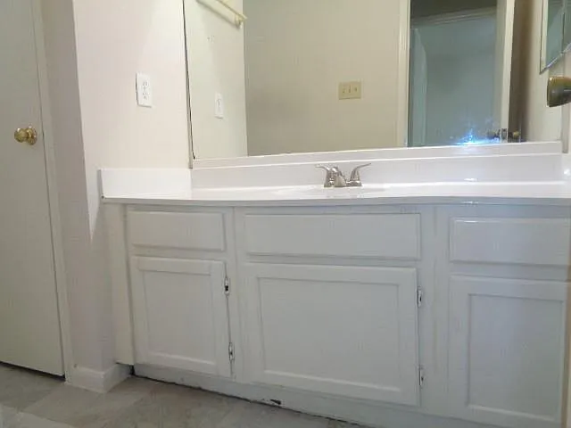 1374 Gentle Bend Dr — Photo 20
