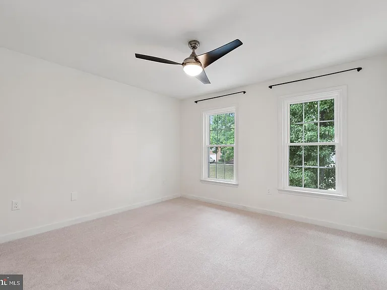 1291 Mason Mill Ct — Photo 32