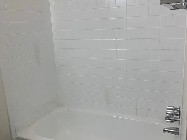 Taylor Heights Apartments — Photo 50