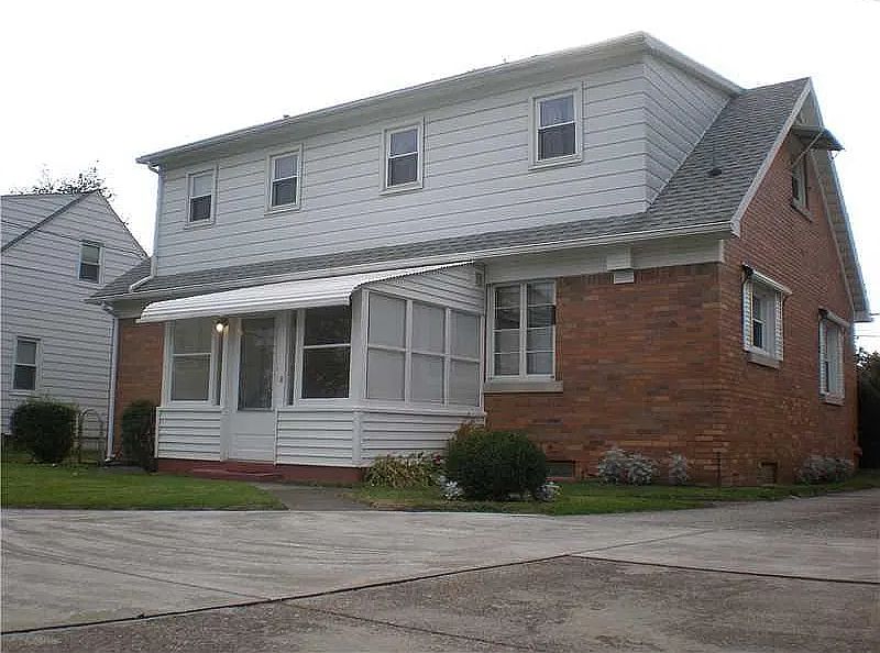 1st image of 634 E 38th St #2