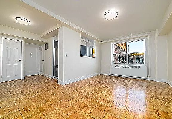3rd image of 2160 Madison Ave APT 10H