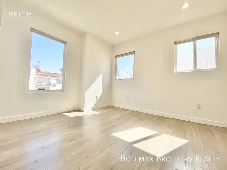 2508 London St — Photo 6