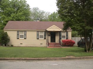 827 Saint Nick Dr, Memphis, TN 38117