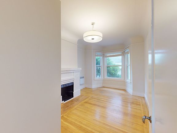 2nd image of 1024 Sacramento St
