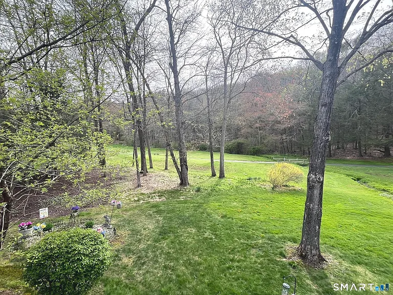 593 Heritage Vlg #D — Photo 2