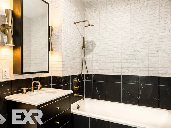 875 4th Avenue image 8 of 20