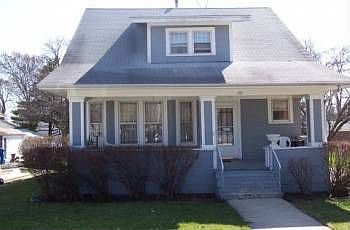 1st image of 141 S Park St