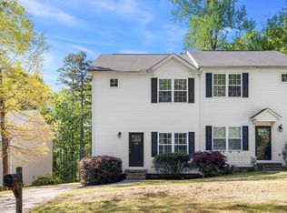 118 Village Ct, Greer, SC 29651