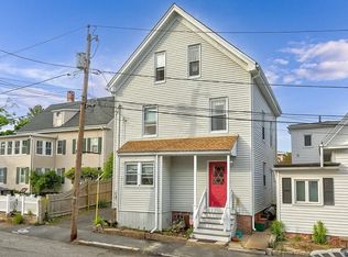 4 Myrtle Sq #1, Gloucester, MA 01930