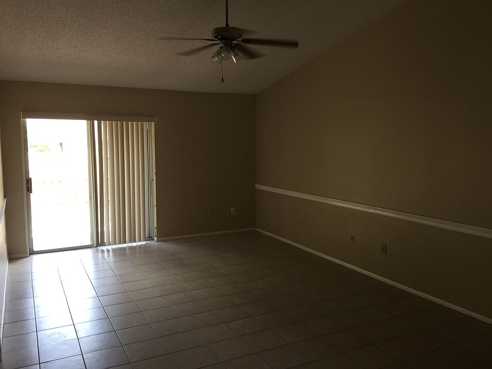 1st image of 7726 Country Pl