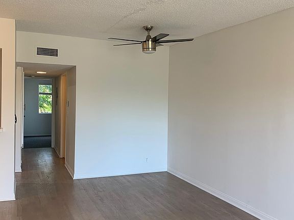 5th image of 5715 Elmer Ave APT 10