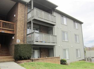 886 Newport Ter, Blacksburg, VA 24060