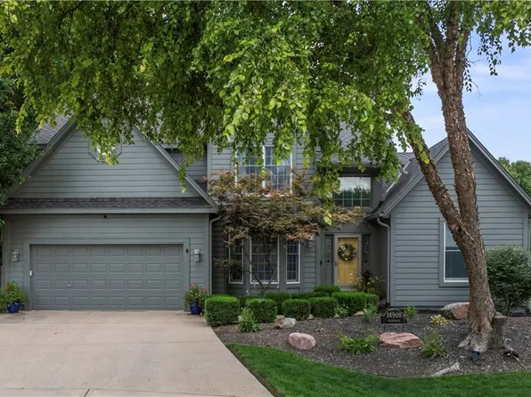 14908 Glenwood Ave, Overland Park, KS 66223