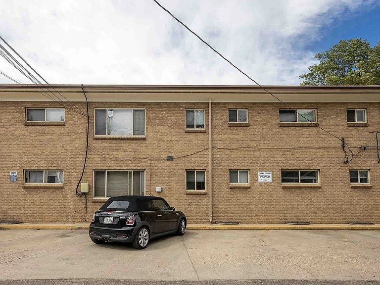 850 S Pearl St — Photo 18