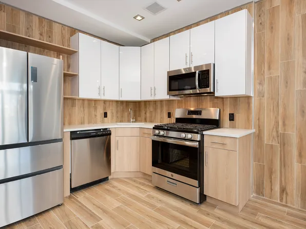 1808 Avenue P image 3 of 18