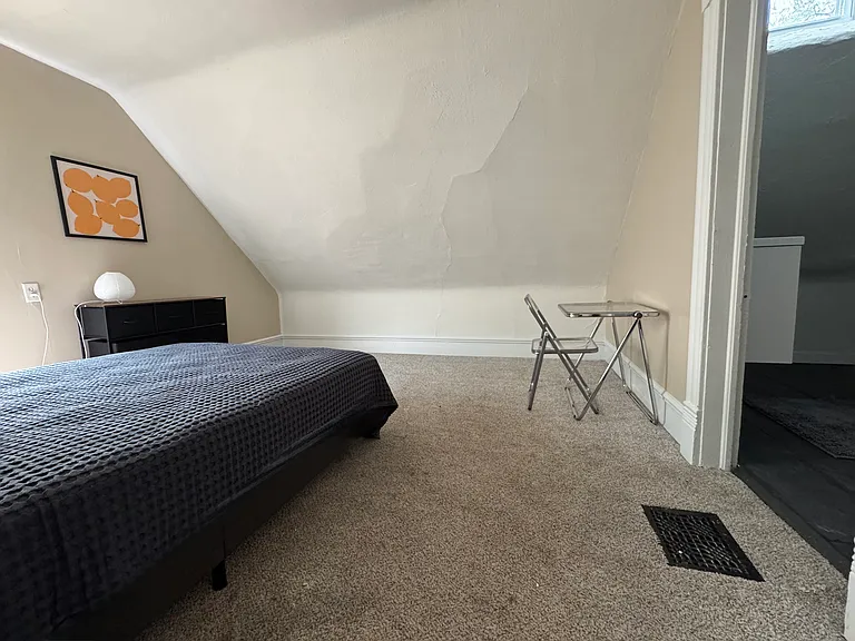 111 Sweet St NE #3 — Photo 7