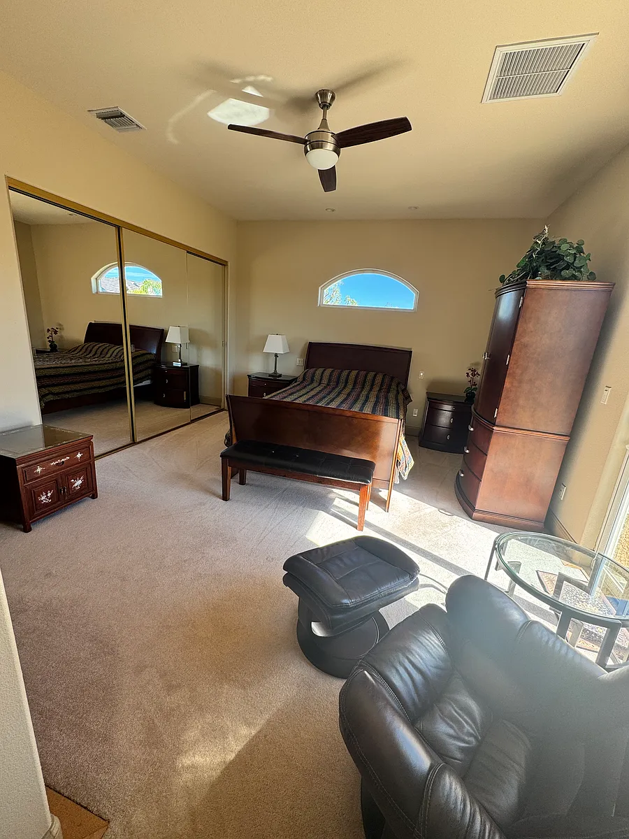Building Photo - 22110 Rolling Ridge Dr
