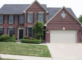 2799 Birchdale Dr, Troy, MI