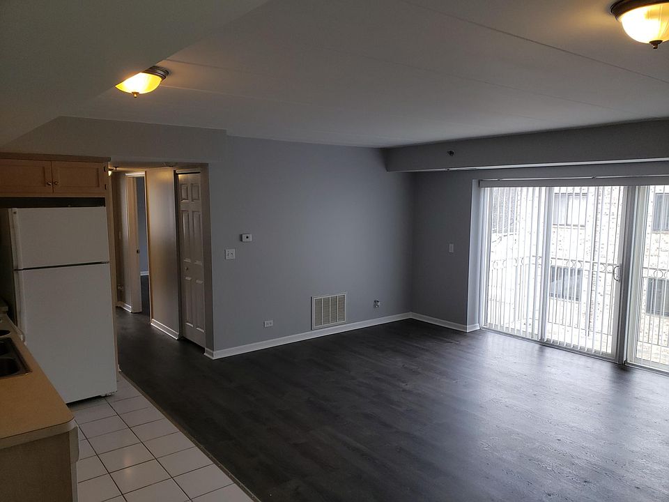 1st image of 7325 Oakwood Ave APT 4F