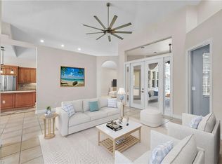 10843 Fieldfair Dr, Naples, FL 34119