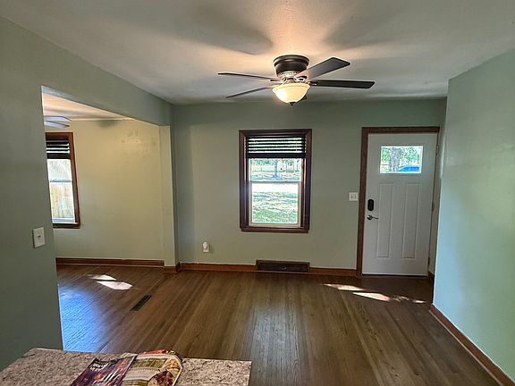 3rd image of 1716 9th Ave S #2