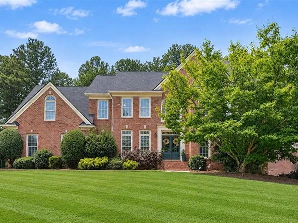 2672 Dunmoore Dr, Snellville, GA 30078