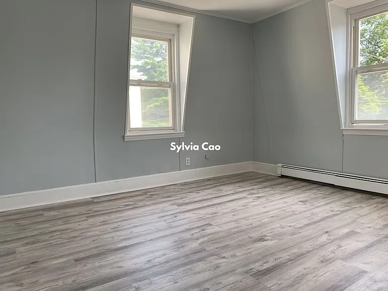 47 Madison St — Photo 2