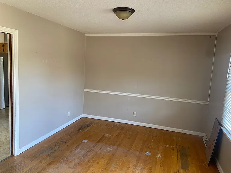 186 Darnell Pl #B — Photo 2