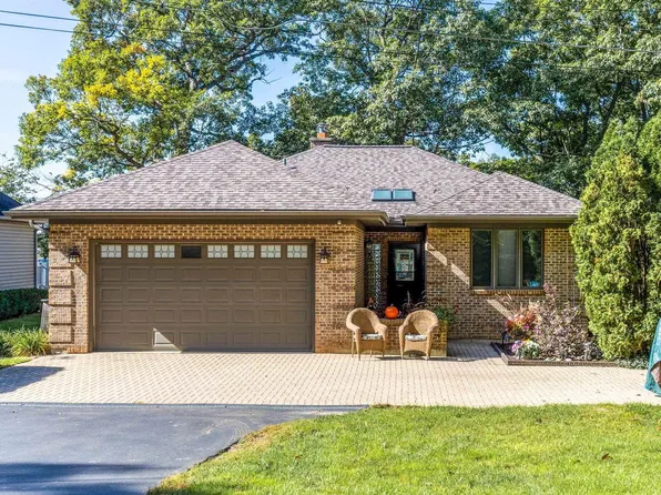 12720 229th AVENUE, Bristol, WI 53104