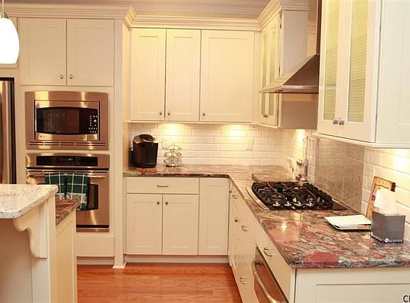 3rd image of 70 Railroad Place #211