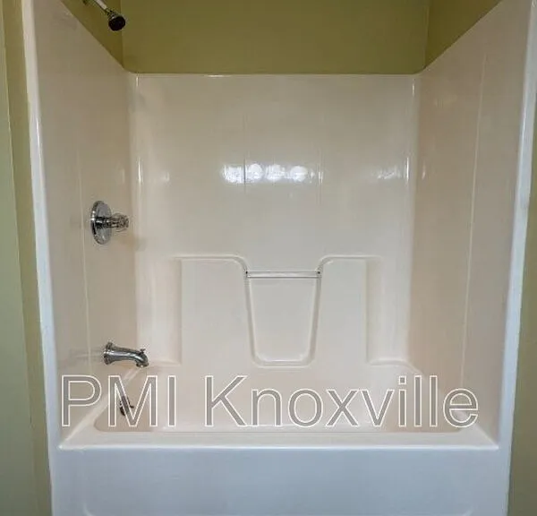 2340 Boxwood Ln — Photo 23