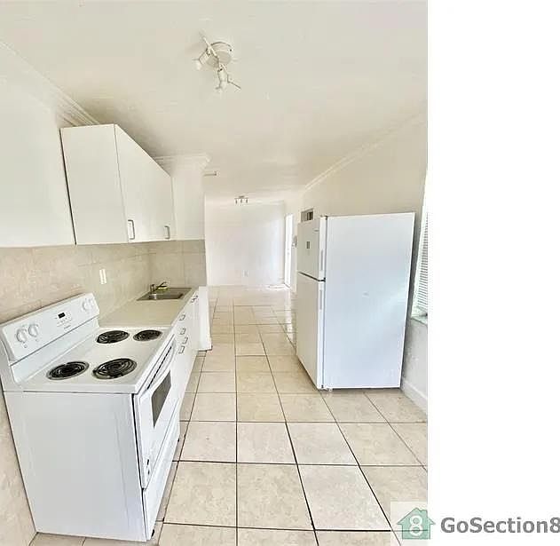 1st image of 6300 NW 15th Ave #2