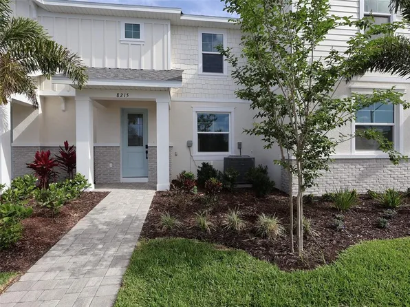 8215 Seaflower Pkwy, Bradenton, FL 34210