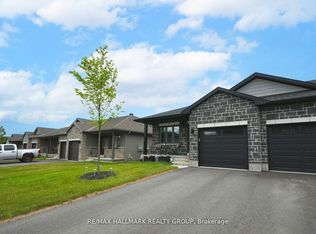 92 Seabert Dr, Arnprior, ON K7S 0H9