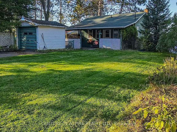 2nd image of 751 Rock Point Ln