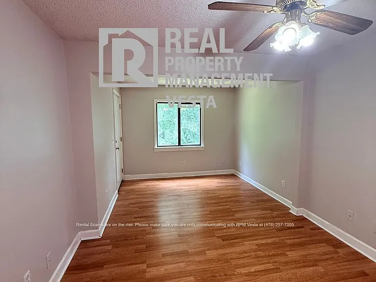 3163 Highpoint Dr — Photo 7