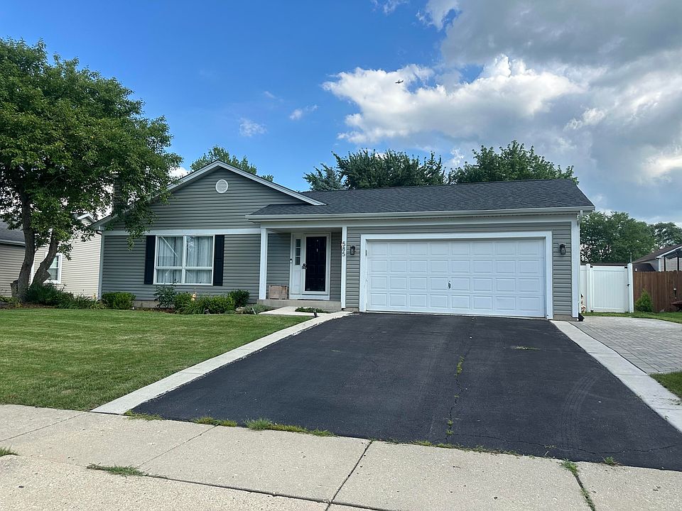 1st image of 585 Medford Dr