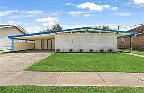 3 bed, 1.5 bath, 1178 sqft, $1,850 — Photo 1