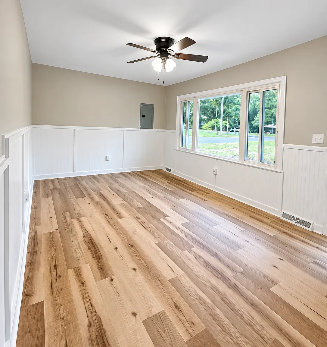 3 bed, 1700 sqft, $1,740 — Photo 2