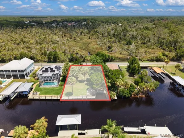2020 NW 19th St, Crystal River, FL 34428