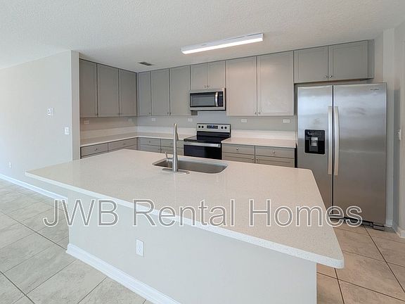 3rd image of 11630 Palladio Way