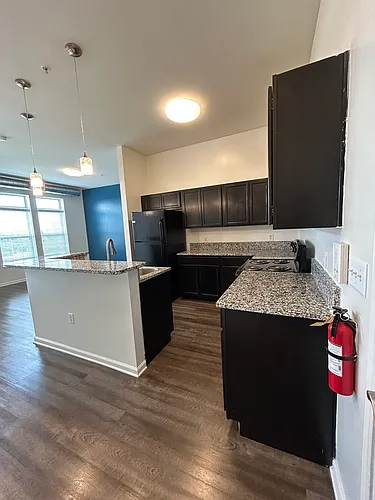 632MLK Apartments Photo 1