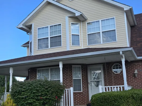 617 Wind Brook Dr, Elizabethtown, KY 42701