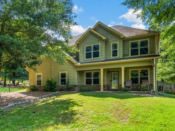 397 Owens Rd, Fort Mitchell, AL 36856