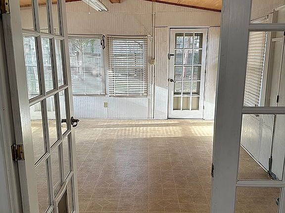 4th image of 125 Belknap Rd