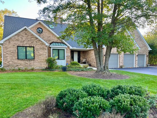 4111 Steeple Run, Crystal Lake, IL 60014
